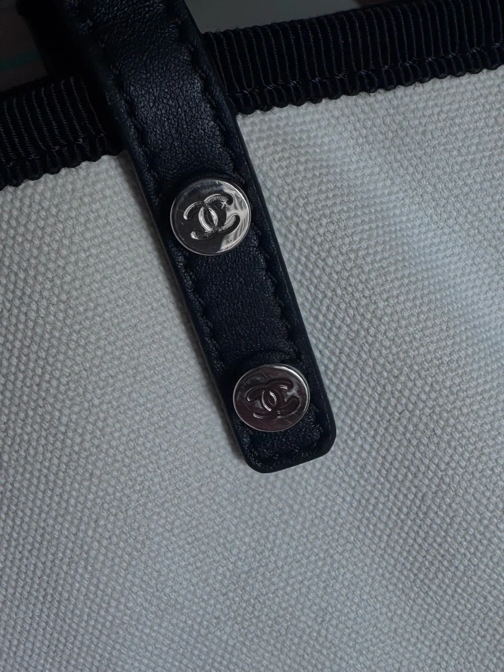CHANEL beautiful highly